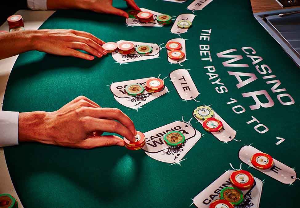 ایک اکاؤنٹ بنائیں یا Lucky Casino کیسینو میں لاگ ان کریں۔